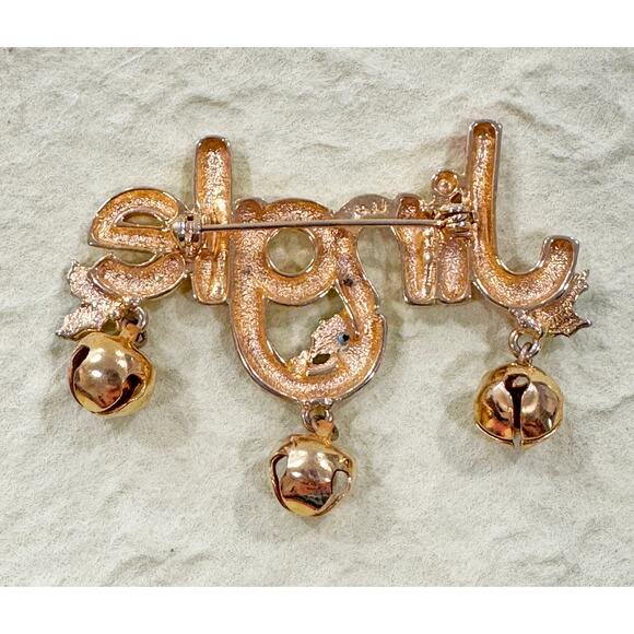 Vintage “Jingle” Christmas Pin Brooch with Bells & Holly CP18 - Picture 5 of 5